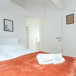 דירה Large Maisonette I 90 M2 I For Groups & Families I 9 Guests I 3 *
