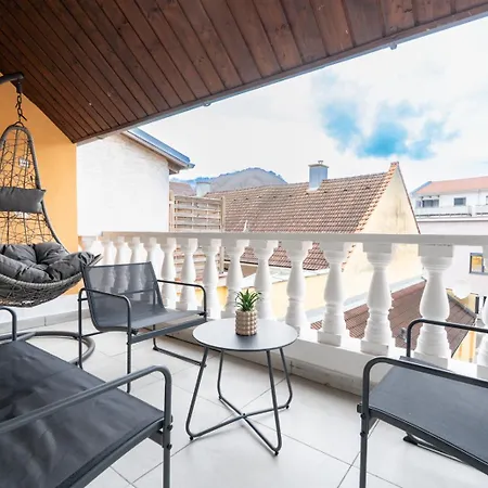 Large Maisonette I 90 M2 I For Groups & Families I 9 Guests I 3 * 카펜베르크