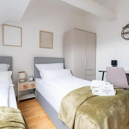 Large Maisonette I 90 M2 I For Groups & Families I 9 Guests I 3 Kapfenberg