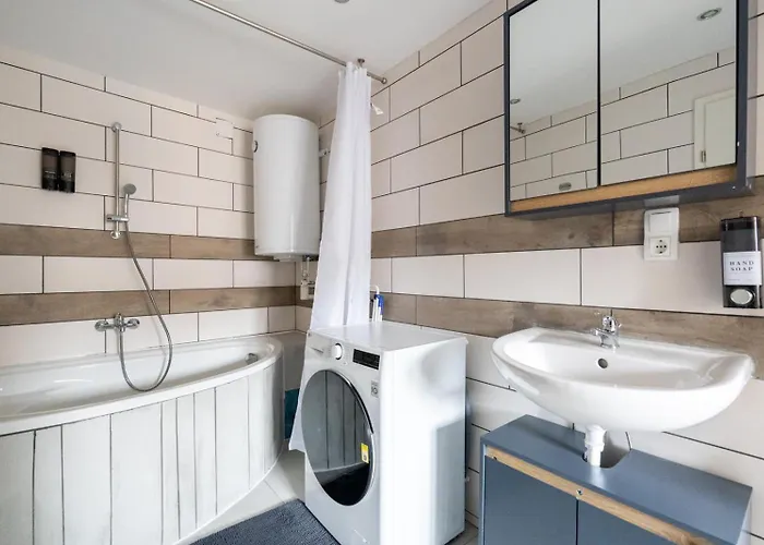 Large Maisonette I 90 M2 I For Groups & Families I 9 Guests I 3 아파트 카펜베르크