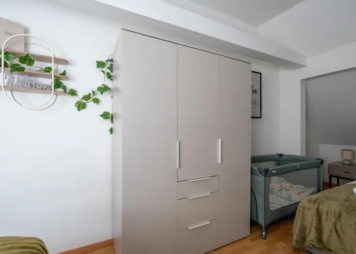 Apartment Large Maisonette I 90 M2 I For Groups & Families I 9 Guests I 3